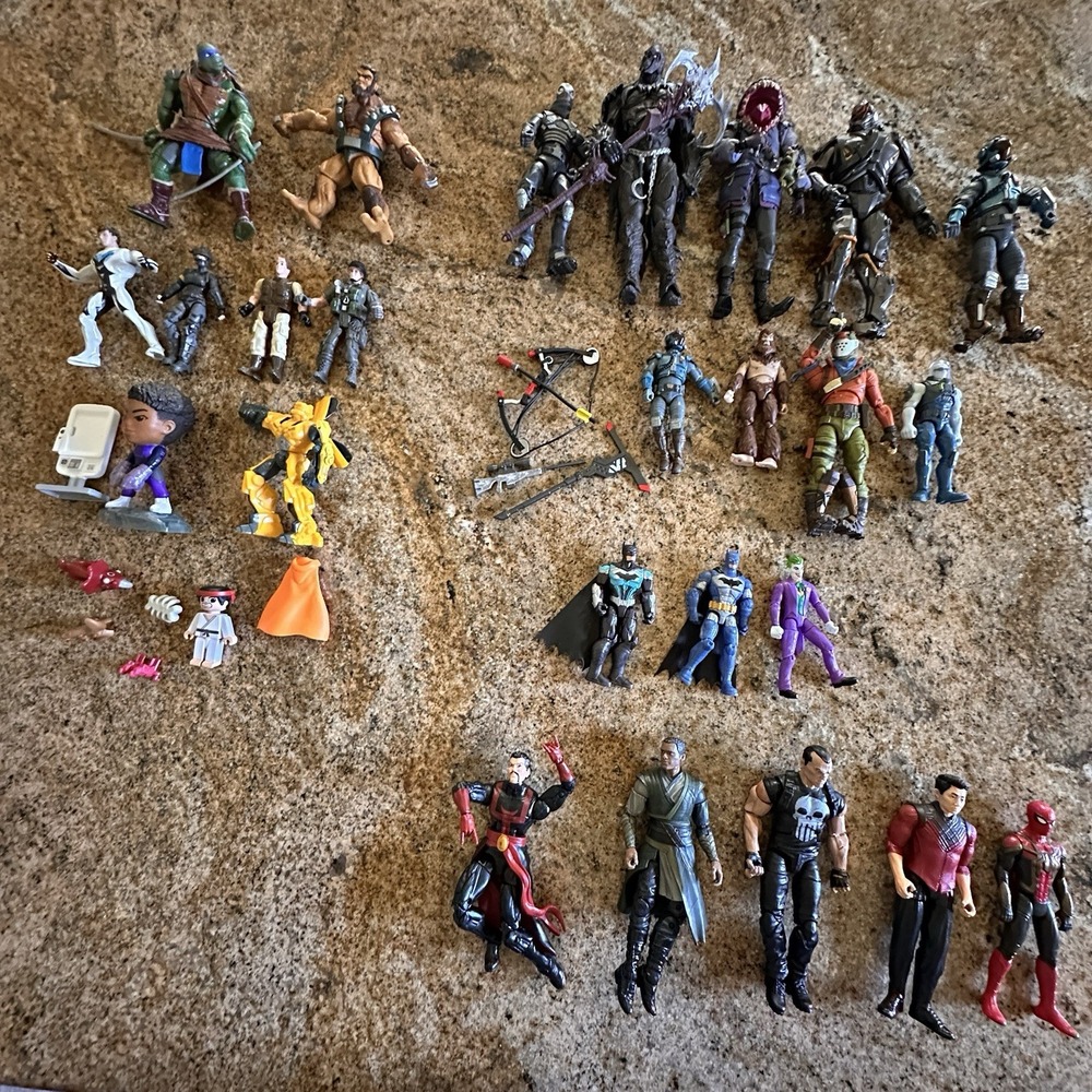 Lot Miscellaneous Action Figure Fortnite DC Marvel Ninja Turtle Chap Mei‎ Mattel